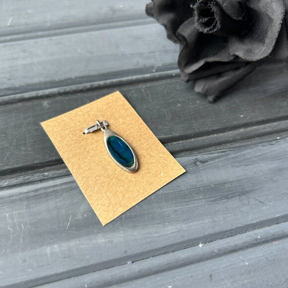 Abalone Shell Pendant - Picture 4 of 9